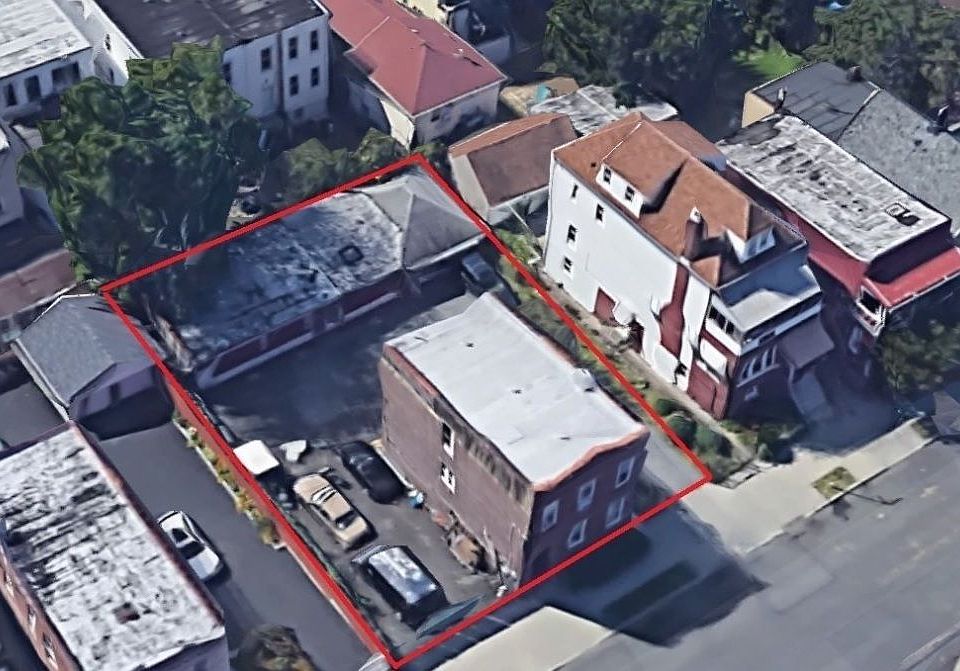 1st image of 1418 Oakley St Floor 2