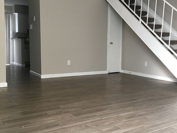 2nd image of 5625 Antoine Dr #1301
