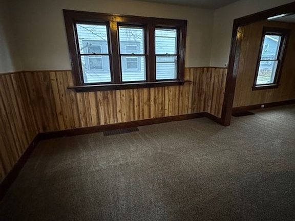 3rd image of 3019 Weisser Park Ave