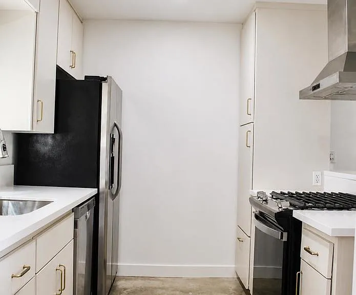 1135 Myra Ave — Photo 10