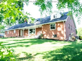 221 Maplewood Ests, Scott Depot, WV 25560