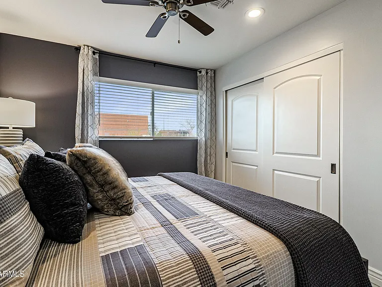8501 E Jackrabbit Rd — Photo 33