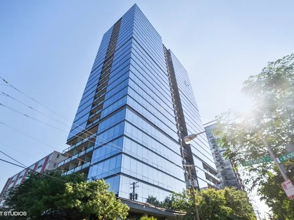 860 W Blackhawk St Unit 1705, Chicago, IL 60642