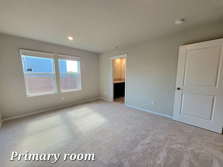 6685 Langley Ave NE — Photo 6