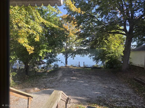 708 N Lake St APT A, Warsaw, IN 46580