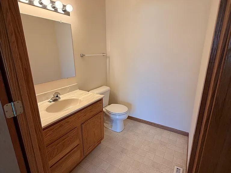 3006 Selkirk Dr #3 — Photo 12