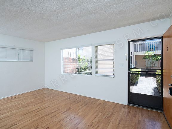 5th image of 7417 Herschel Ave Unit 2