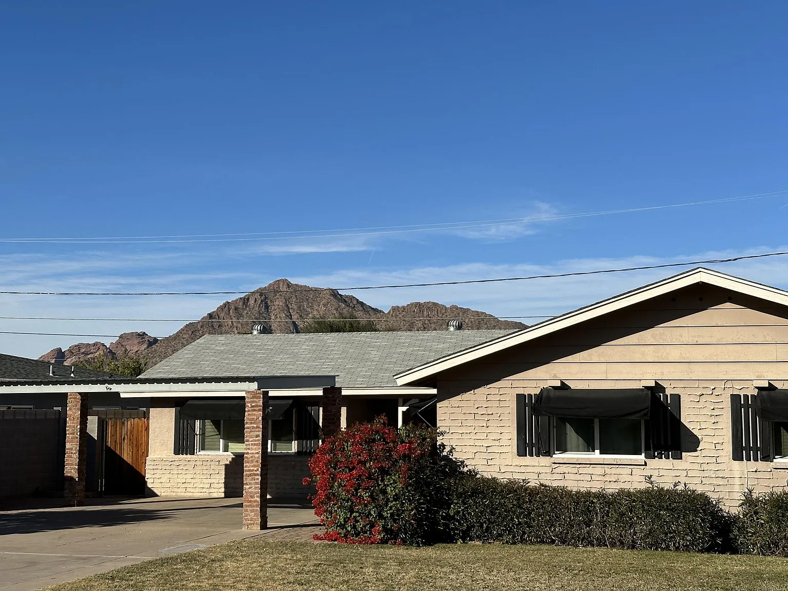 3 bed, 2029 sqft, $3,000 — Photo 2