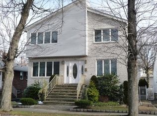 154 Summit Ave, Lyndhurst, NJ 07071