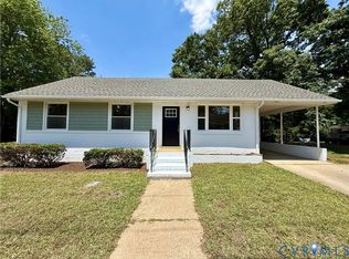 3522 W 100th Rd, Chester, VA 23831