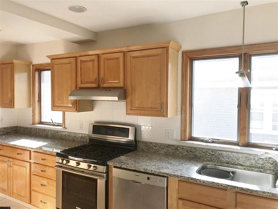 1st image of 24 Ashland St #1S