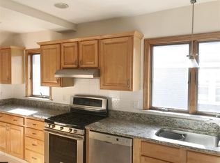 24 Ashland St #1S, Medford, MA 02155
