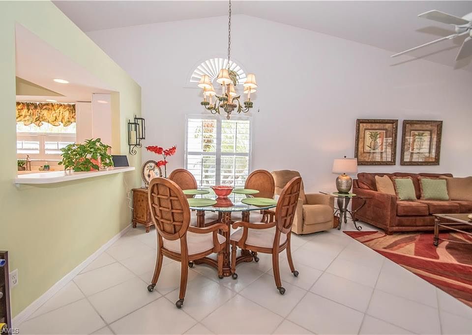 1st image of 343 Melrose Pl #20