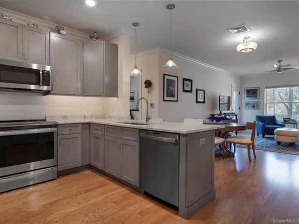 233 Danbury Road #A206, Ridgefield, CT 06877