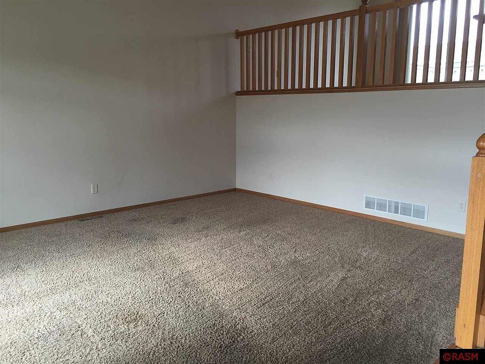 1st image of 112 Copperfield Dr