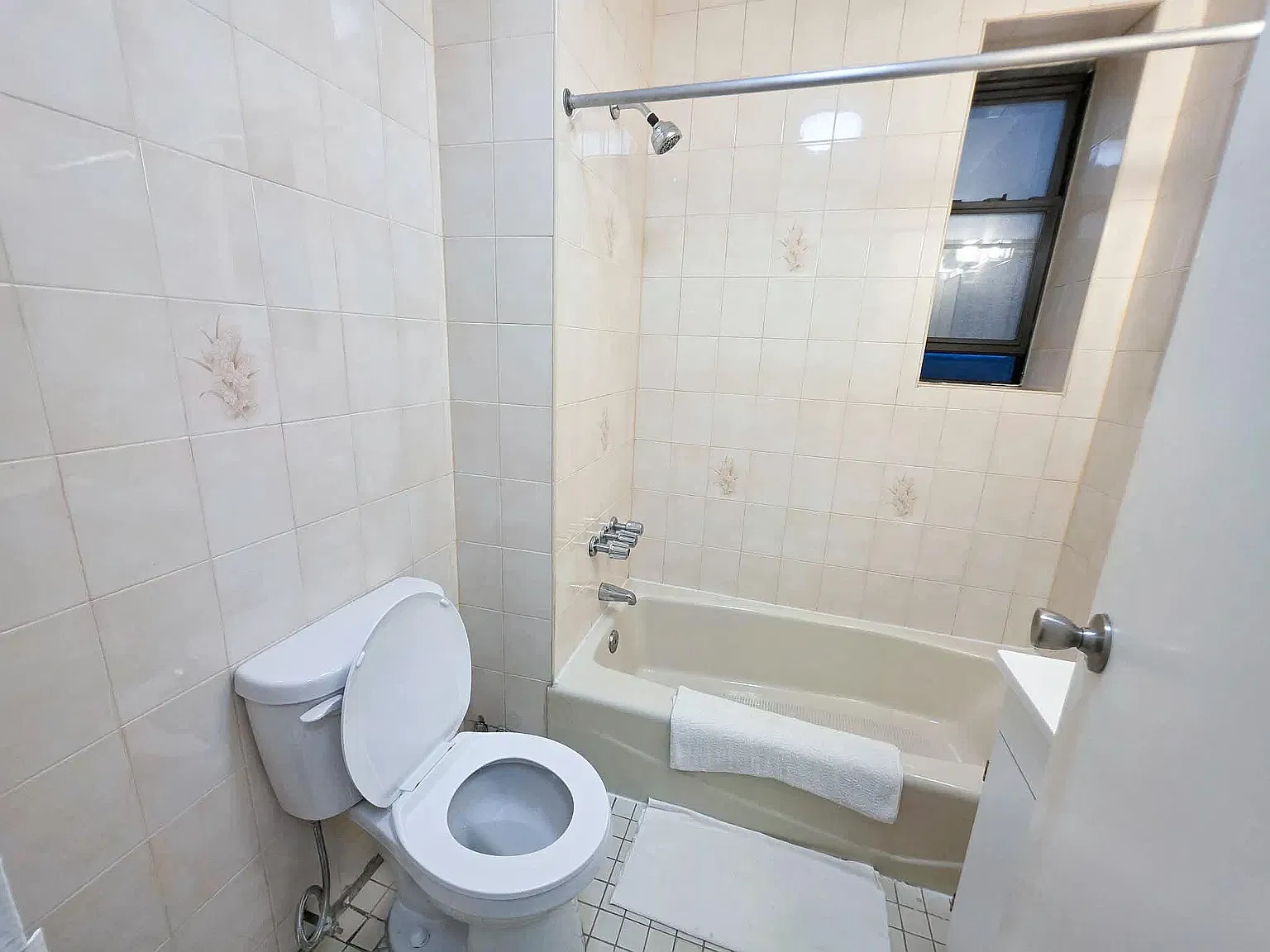 14 Orchard Street — Photo 2
