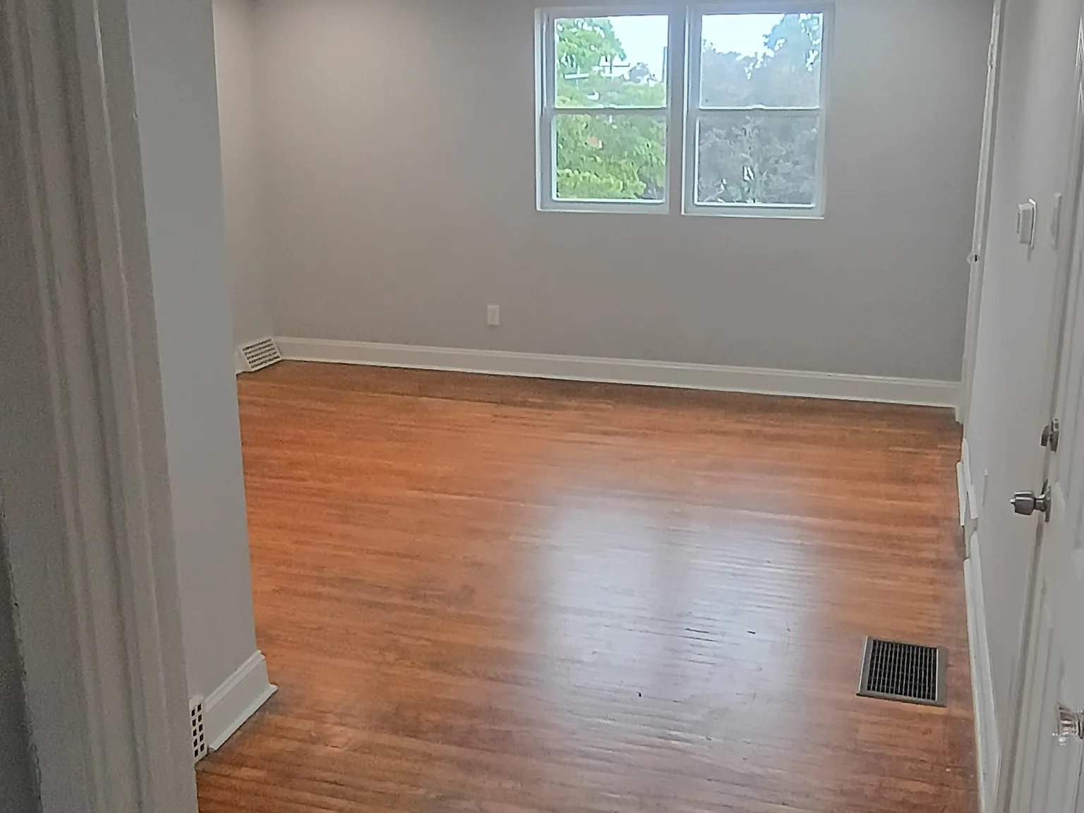 7701 Gilbert St — Photo 1