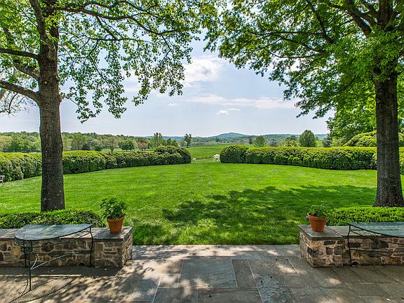 View from Terrace to Bull Run Mountains