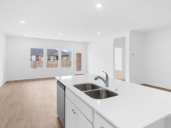 7th image of this home