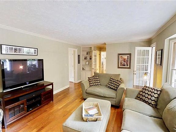 5th image of 4091 Primrose Ln
