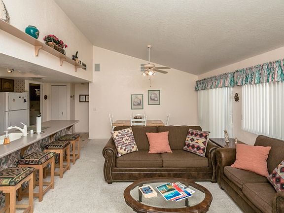 5th image of 221 White Oak Dr