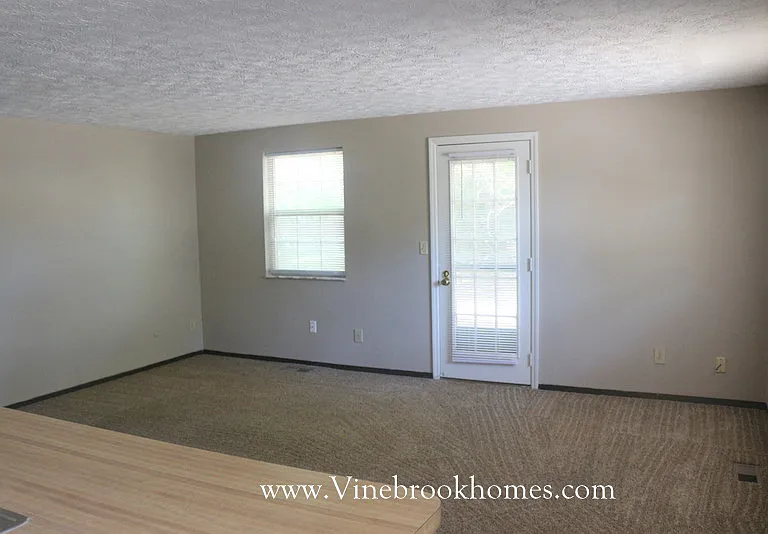 7605 Pomeranian Dr — Photo 5