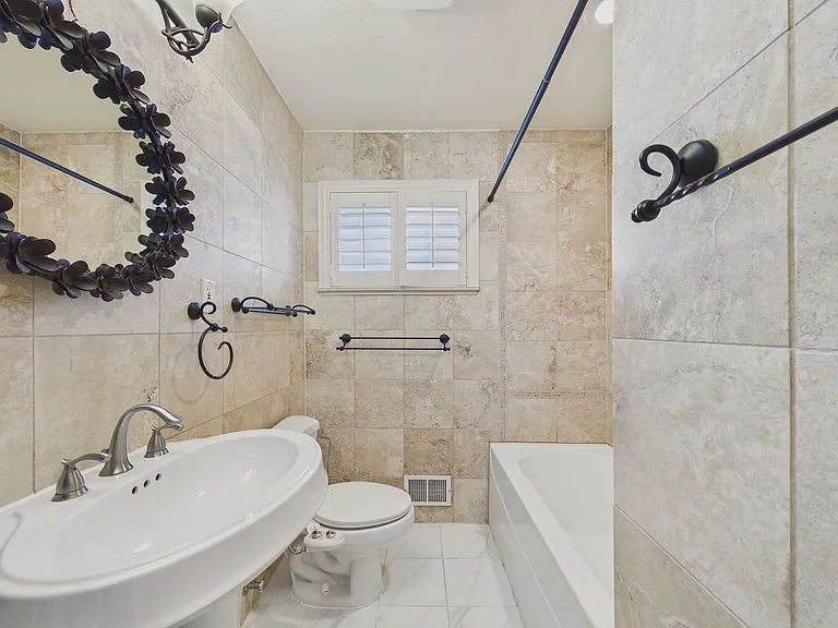 1695 E Cornell Ave — Photo 19