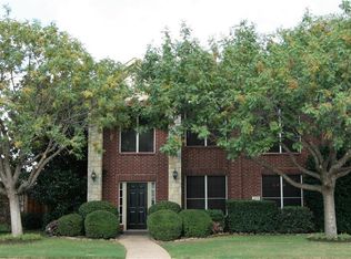 1209 Christopher Ln, Lewisville, TX 75077