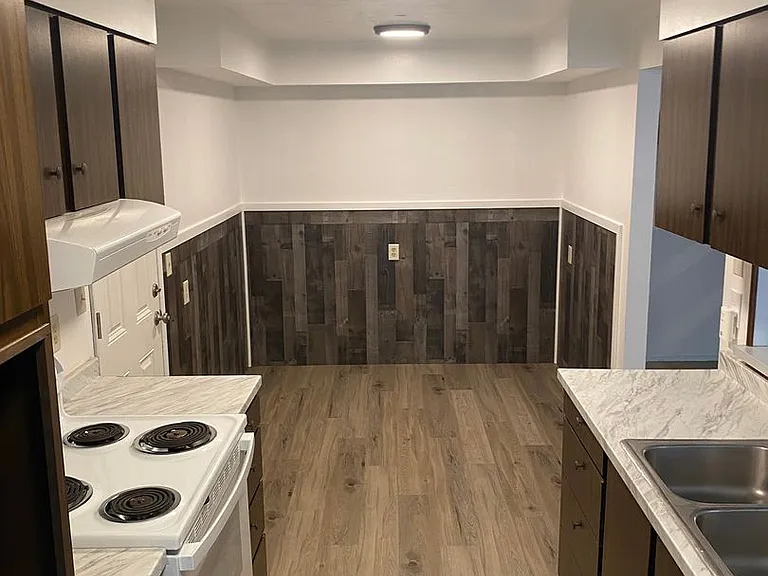 237 S Woodhill Ave — Photo 5