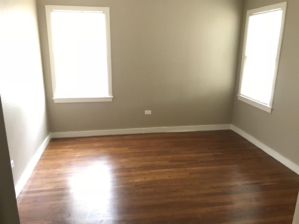 1 BEDROOM 1 BATH ( BEDROOM)