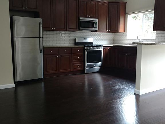 2nd image of 6152 Aldama St