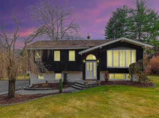 14 Mari Rd, Chester, NY 10918