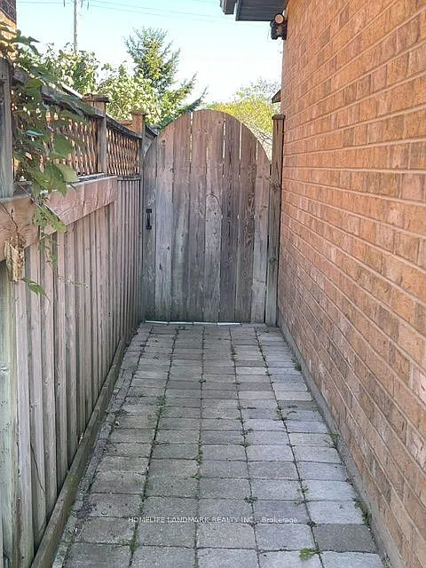 2 bed, $1,795 — Photo 2