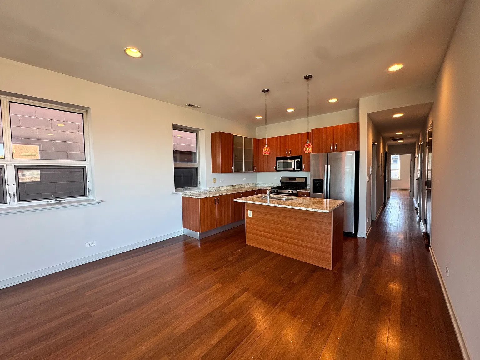 2 bed, $3,500 — Photo 4