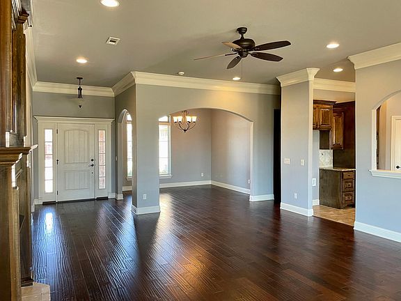 3rd image of 4005 Layton Rd