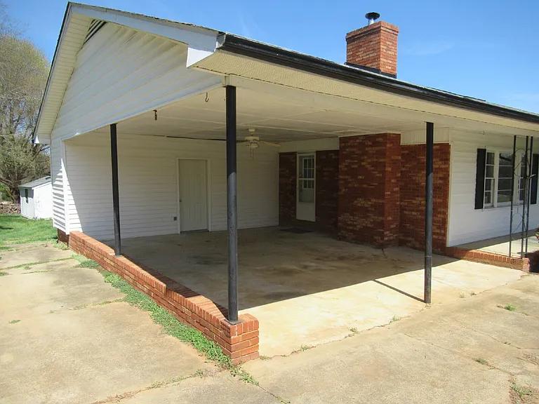 1330 Davis Rd — Photo 21