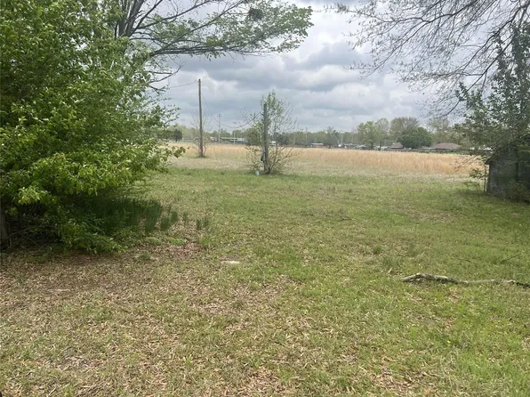 S Merrill St, New Boston, TX 75570