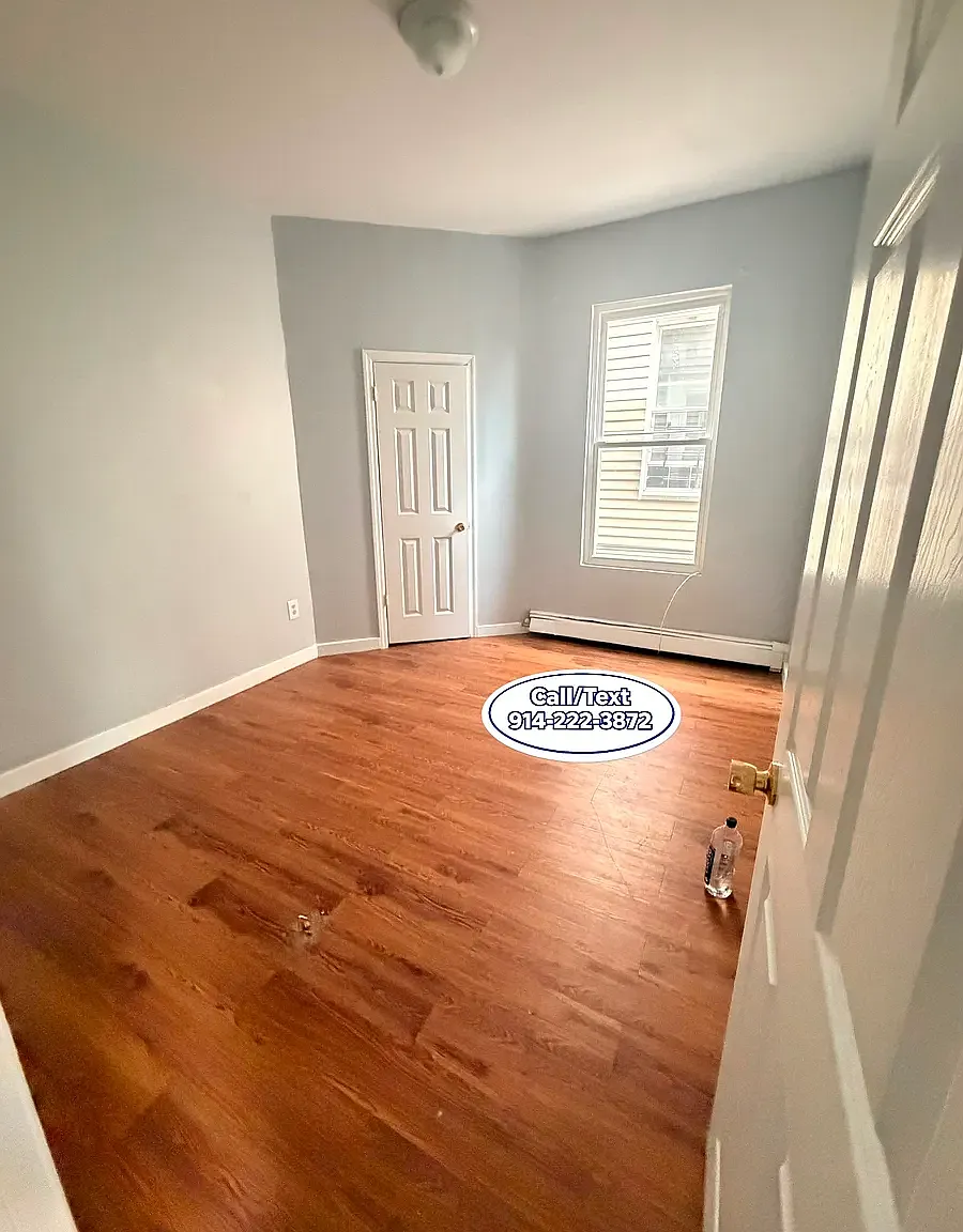 4 bed, $3,000 — Photo 3