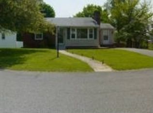 11329 Dogwood Dr, Hagerstown, MD 21740