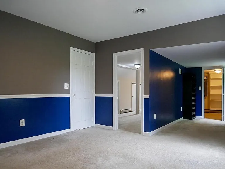 26015 Woodfield Rd — Photo 20