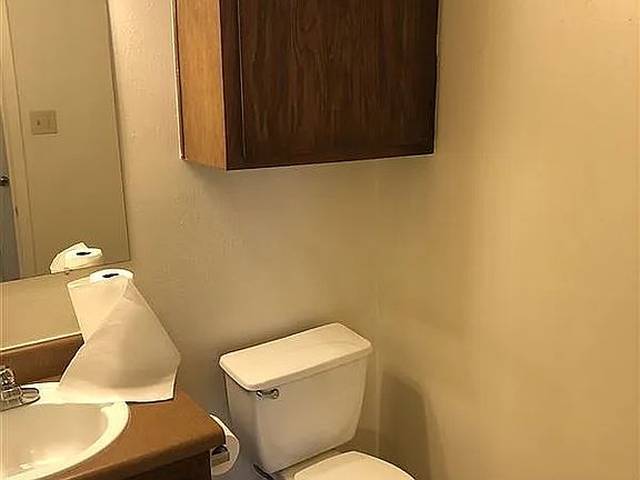 5th image of 2819 Longmire Dr APT D