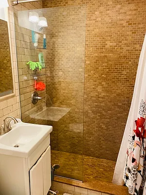 Rented by Bank Neary | media 28
