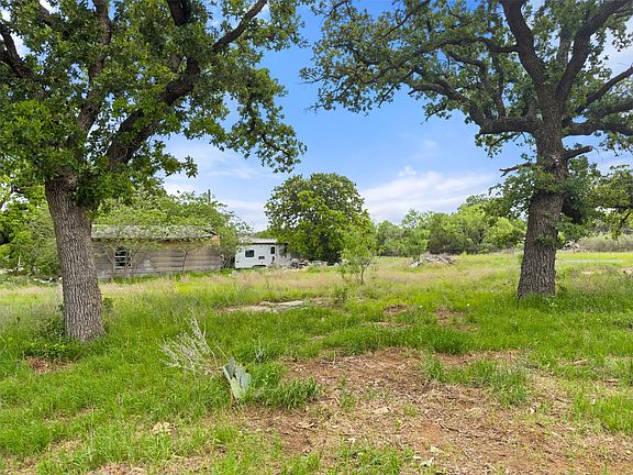 3rd image of 630 County Road 118b