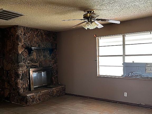 5th image of 417 Starlite Dr