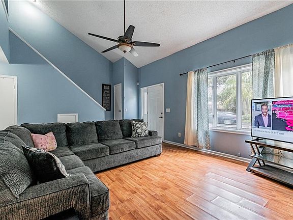 5th image of 5320 Bradbury Ct
