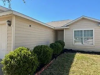 3 bed, 2.0 bath, 1123 sqft, $1,850 — Photo 3