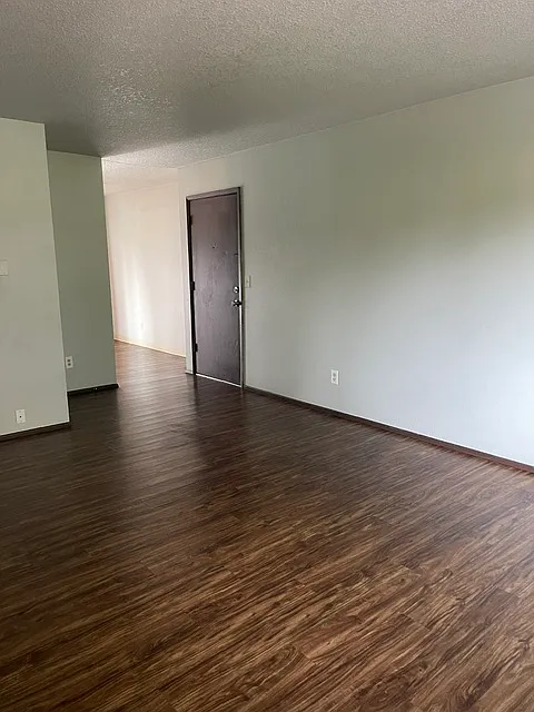 2 bed, 860 sqft, $1,450 — Photo 2