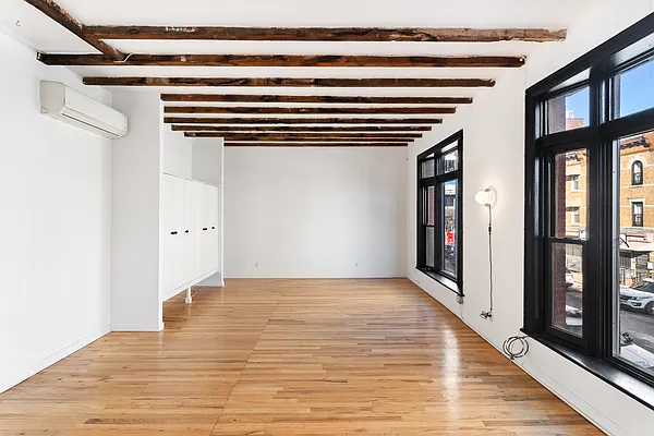 Rented by The Agency | media 3