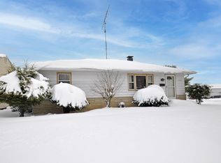 1404 N Ryer St, South Bend, IN 46628