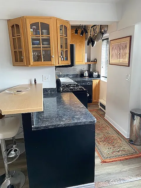 225 Adams Street — Photo 2